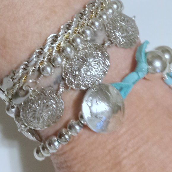 Sterling Silver Graduated Bead Bracelet - Picture 7 of 7